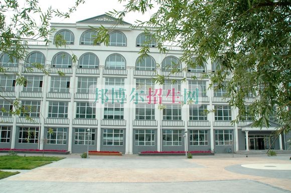 內(nèi)蒙古商貿(mào)職業(yè)學(xué)院是幾專(zhuān)
