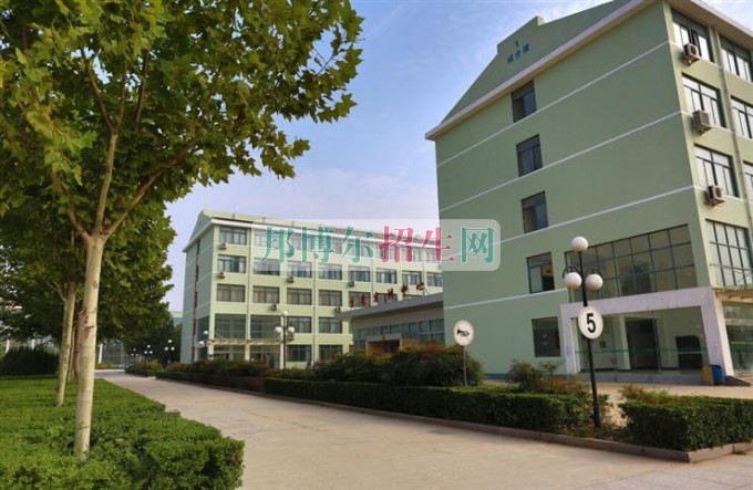中原工學院信息商務(wù)學院是幾本