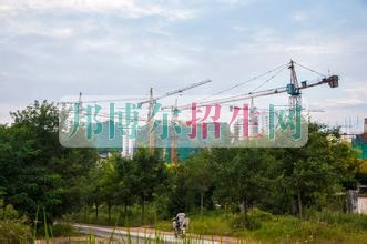 四川省建筑技工學(xué)校2016年報(bào)名條件、招生對(duì)象
