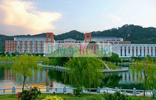 廈門醫(yī)學(xué)高等?？茖W(xué)校