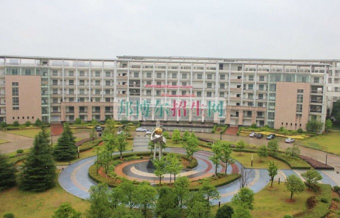 武漢職業(yè)技術學院網站網址