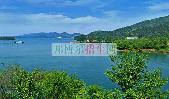 信陽職業(yè)技術(shù)學院宿舍條件