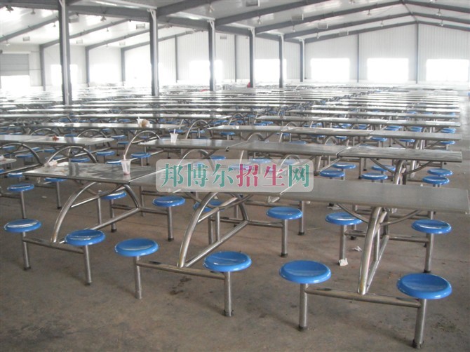 信陽職業(yè)技術(shù)學院宿舍條件