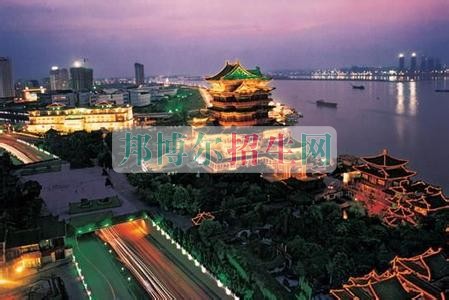 江西信息應用職業(yè)技術(shù)學院周邊環(huán)境