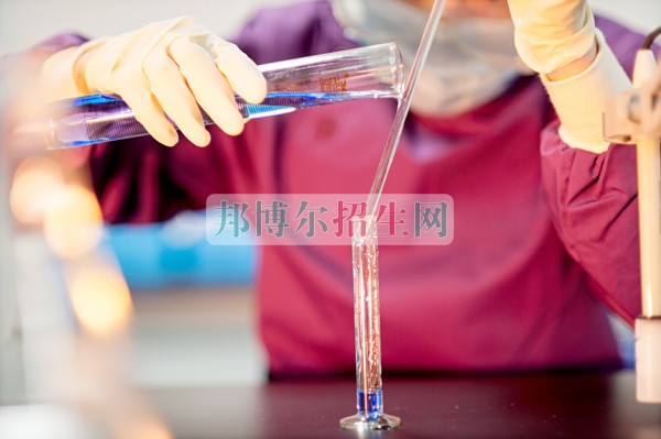 高中沒(méi)畢業(yè)可以學(xué)醫(yī)學(xué)檢驗(yàn)專(zhuān)業(yè)嗎