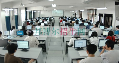 成都好一點的計算機應(yīng)用技術(shù)大專學校