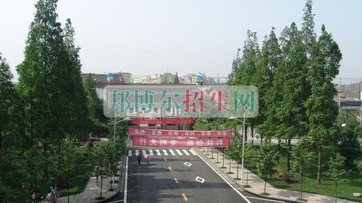 成都有哪些好的計算機(jī)應(yīng)用技術(shù)學(xué)校
