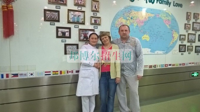 成都好一點的涉外護理大專學(xué)校
