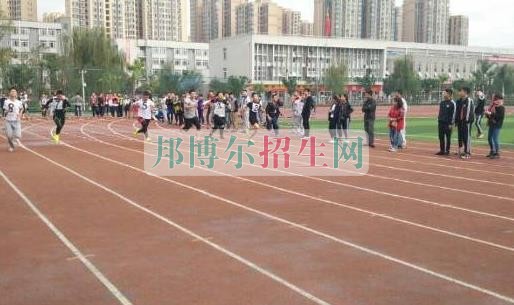 成都可以讀應(yīng)用電子技術(shù)的大專學校