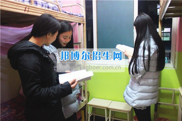 成都希望幼師學(xué)校是責(zé)任？更是一種愛！
