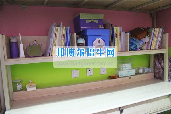 成都希望幼師學(xué)校是責(zé)任？更是一種愛！