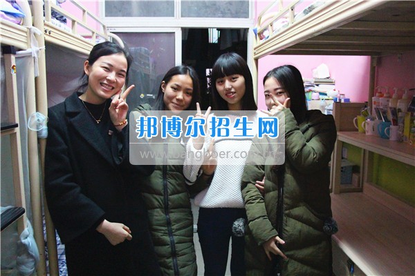 成都希望幼師學(xué)校是責(zé)任？更是一種愛！