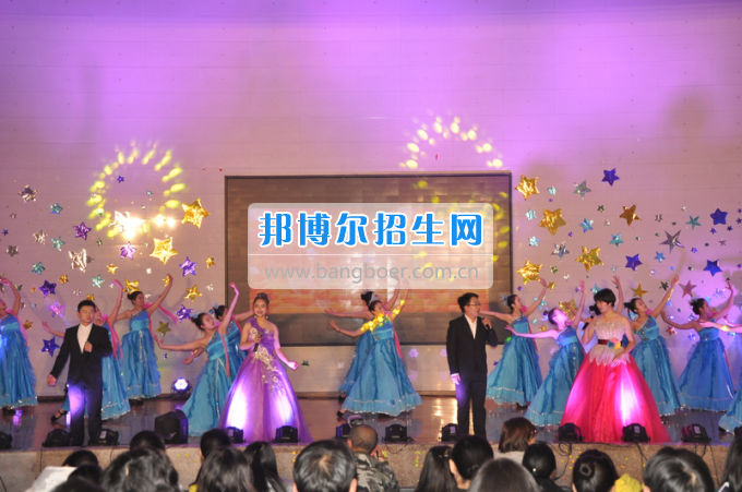 川南幼兒師范高等?？茖W(xué)校藝術(shù)系2014屆匯報(bào)演出