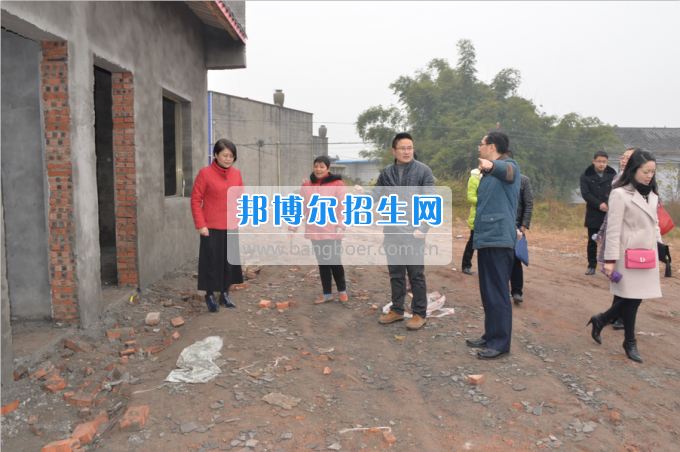 川南幼兒師范高等?？茖W(xué)校“走基層、送溫暖”活動(dòng)