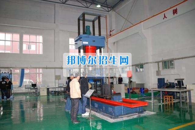 成都有哪些建筑裝飾工程技術(shù)學校