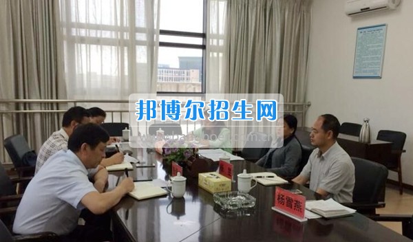 貴州警察學(xué)院來貴州商業(yè)高等?？茖W(xué)校參觀交流