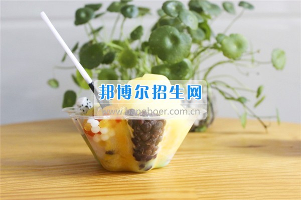 成都希望航空職業(yè)學(xué)校美味冷飲大曝光！據(jù)說，正數(shù)第三的是同學(xué)們最喜愛的冷飲！
