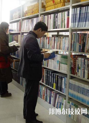 甘南州衛(wèi)生學(xué)校2020年報(bào)名條件、招生要求、招生對象