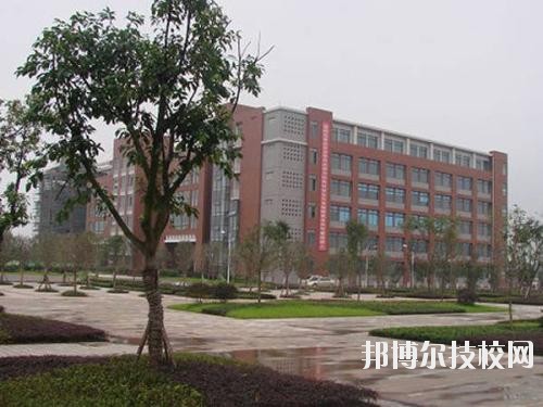 武漢鐵路橋梁職業(yè)學(xué)院2020年報(bào)名條件、招生要求、招生對(duì)象