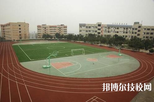 重慶第一財貿(mào)學(xué)校怎么樣、好不好
