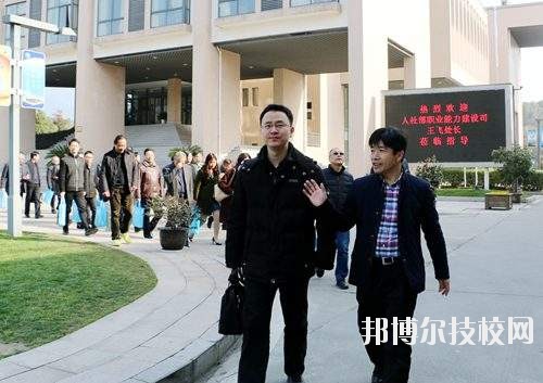 杭州技師學(xué)院2020年報名條件、招生要求、招生對象