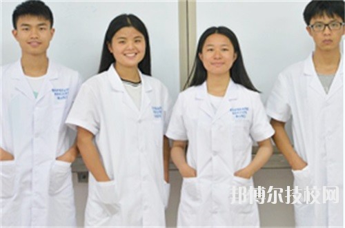 成都成醫(yī)一附院護(hù)士學(xué)校2020年報(bào)名條件、招生要求、招生對(duì)象