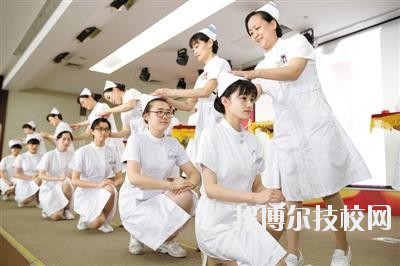 成都成醫(yī)一附院護士學(xué)校2020年有哪些專業(yè)