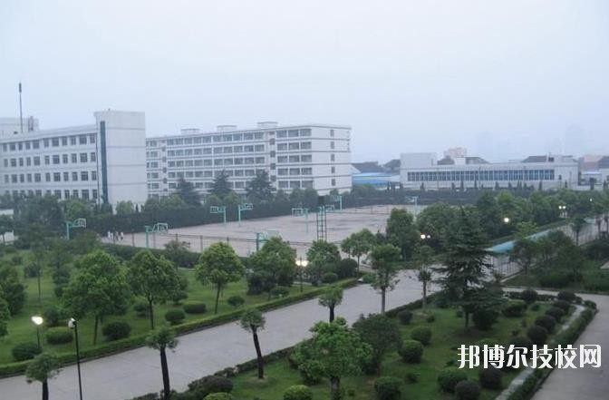 浙江工業(yè)職業(yè)技術(shù)學(xué)院怎么樣、好不好