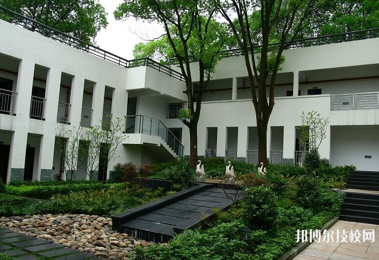 中國人民解放軍總參謀部信息化部直屬工廠職業(yè)技術(shù)學(xué)校怎么樣、好不好
