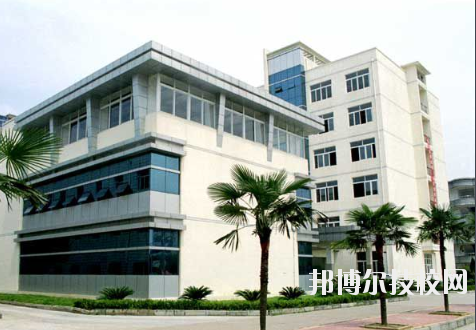 江西化學(xué)工業(yè)高級技工學(xué)校2020年報名條件、招生要求、招生對象