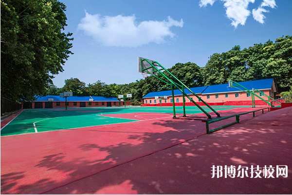 西安鐵道職業(yè)學(xué)校2020年報(bào)名條件、招生要求、招生對(duì)象
