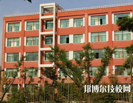 天水市職業(yè)技術(shù)學(xué)校2020年報名條件、招生要求、招生對象