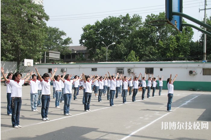 西安利君醫(yī)藥技工學(xué)校2020年報(bào)名條件、招生要求、招生對(duì)象 