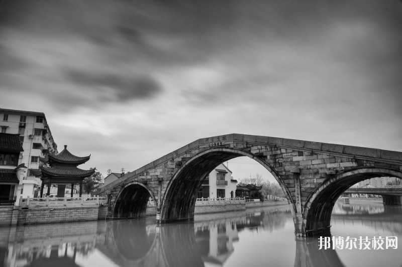 湖州交通學校2020年招生辦聯(lián)系電話