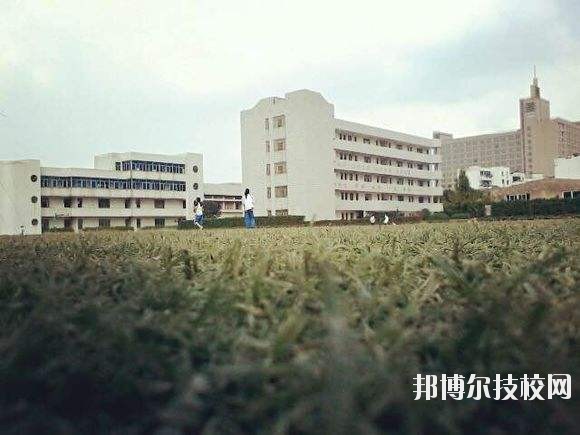 余姚市職業(yè)技術(shù)學(xué)校2020年學(xué)費、收費多少