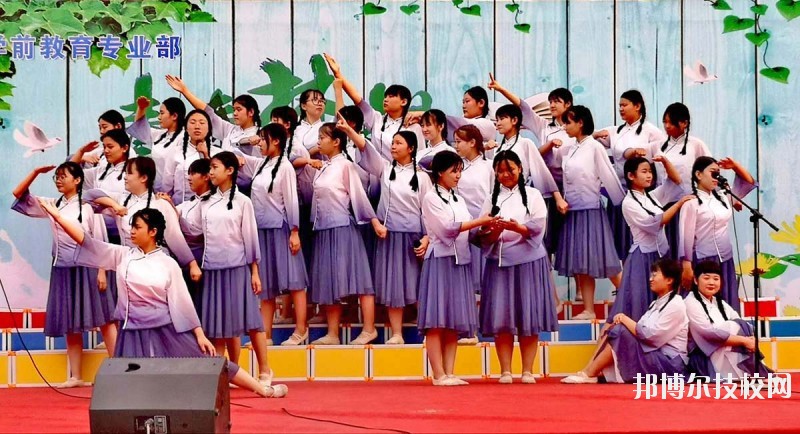 邢臺(tái)現(xiàn)代職業(yè)學(xué)校2020年報(bào)名條件、招生要求、招生對象