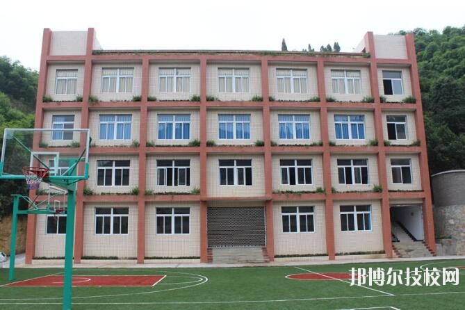 重慶涪陵信息技術(shù)學(xué)校2020年報(bào)名條件、招生要求、招生對(duì)象