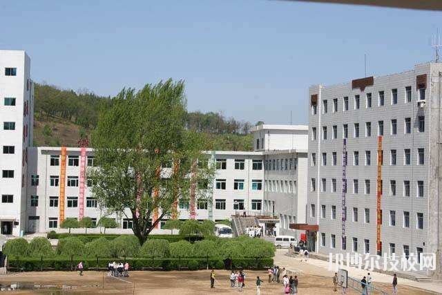 重慶渝東衛(wèi)生學(xué)校學(xué)校怎么樣、好不好