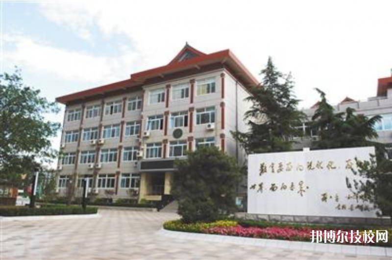 廣安市景山職業(yè)高中學校報名條件、招生要求、招生對象