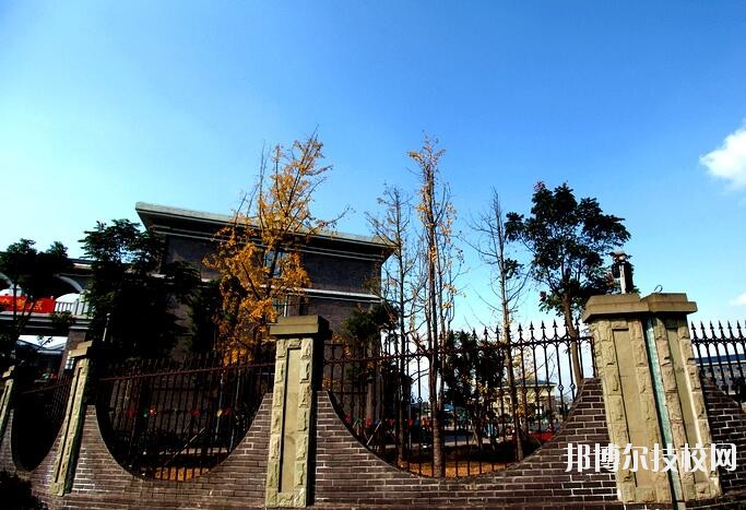 重慶財(cái)政學(xué)校2020年報(bào)名條件、招生要求、招生對(duì)象