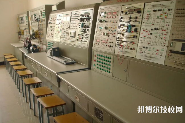 宜春工業(yè)學校2020年報名條件、招生要求、招生對象 