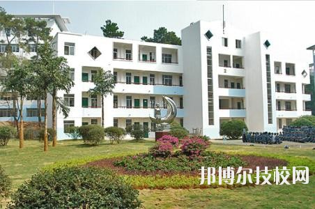  上高職業(yè)技術(shù)學(xué)校怎么樣、好不好