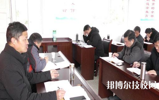 臨安市中等職業(yè)技術(shù)學(xué)校2020年報(bào)名條件、招生要求、招生對(duì)象