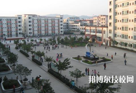 重慶企業(yè)管理學(xué)校2020年報(bào)名條件、招生要求、招生對(duì)象