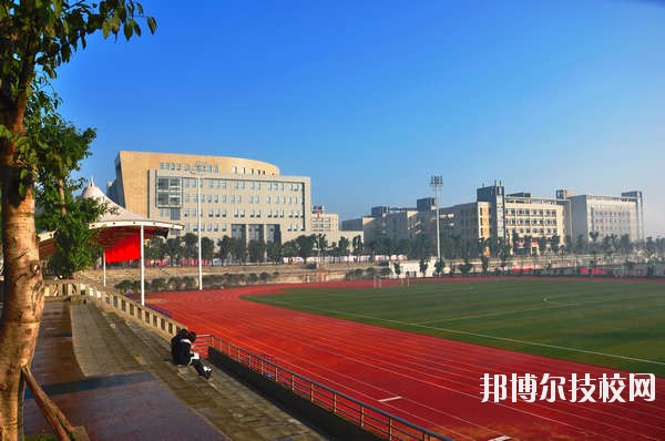 廣州從化高級(jí)技工學(xué)校2020年報(bào)名條件、招生要求、招生對(duì)象
