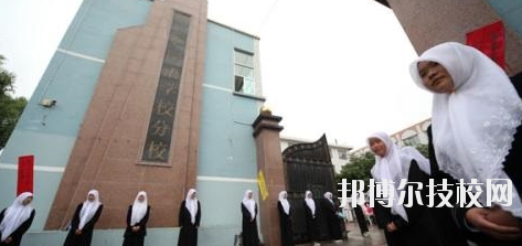 臨夏外國語學(xué)校2020年招生錄取分數(shù)線