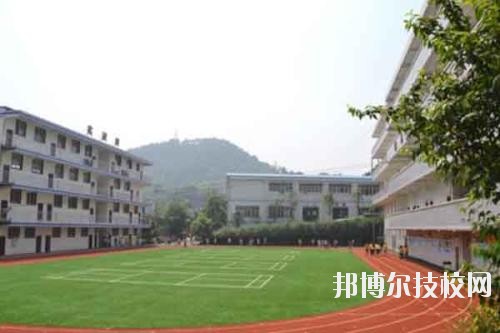 水城職業(yè)技術(shù)學(xué)校2020年報名條件、招生要求、招生對象
