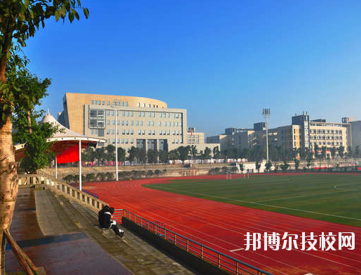 重慶渝中高級(jí)職業(yè)學(xué)校2020年報(bào)名條件、招生要求、招生對(duì)象