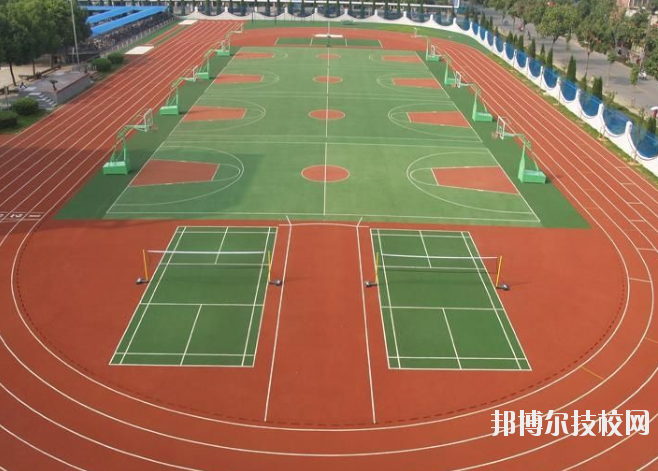 重慶商務(wù)學(xué)校怎么樣、好不好