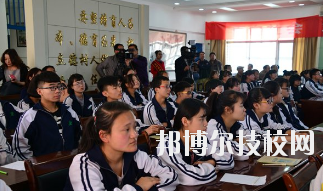 蘭州旅游職業(yè)學(xué)校2020年報名條件、招生要求、招生對象